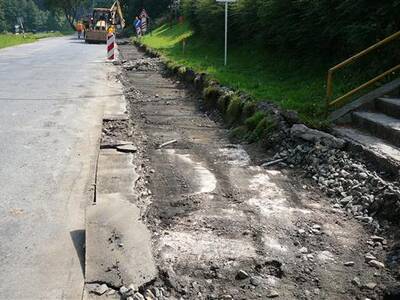 bezbarirov-chodnk-u-z-v-ron