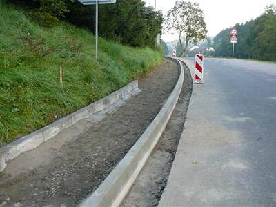 bezbarirov-chodnk-u-z-v-ron