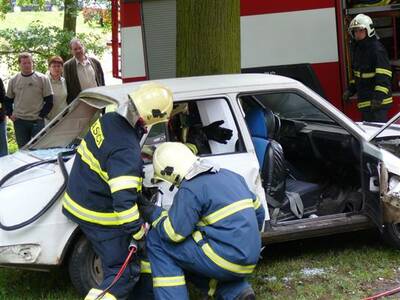 oslavy-130-vro-zaloen-sdh-ron-r-2009